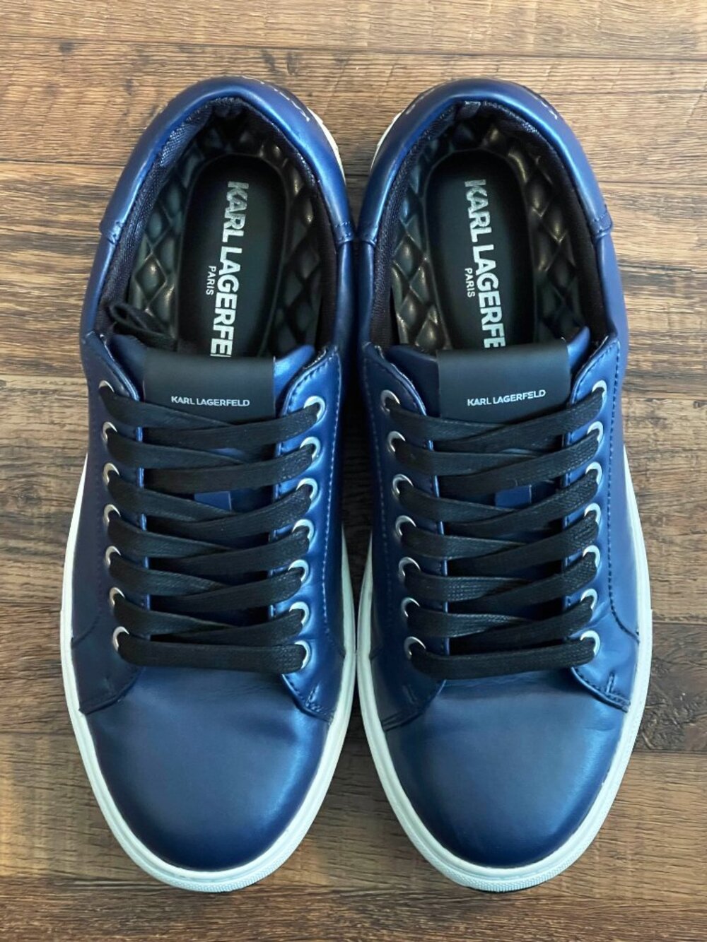 Karl Lagerfeld Paris Men's Leather Low Top Sneaker Designer Navy Blue Size 8